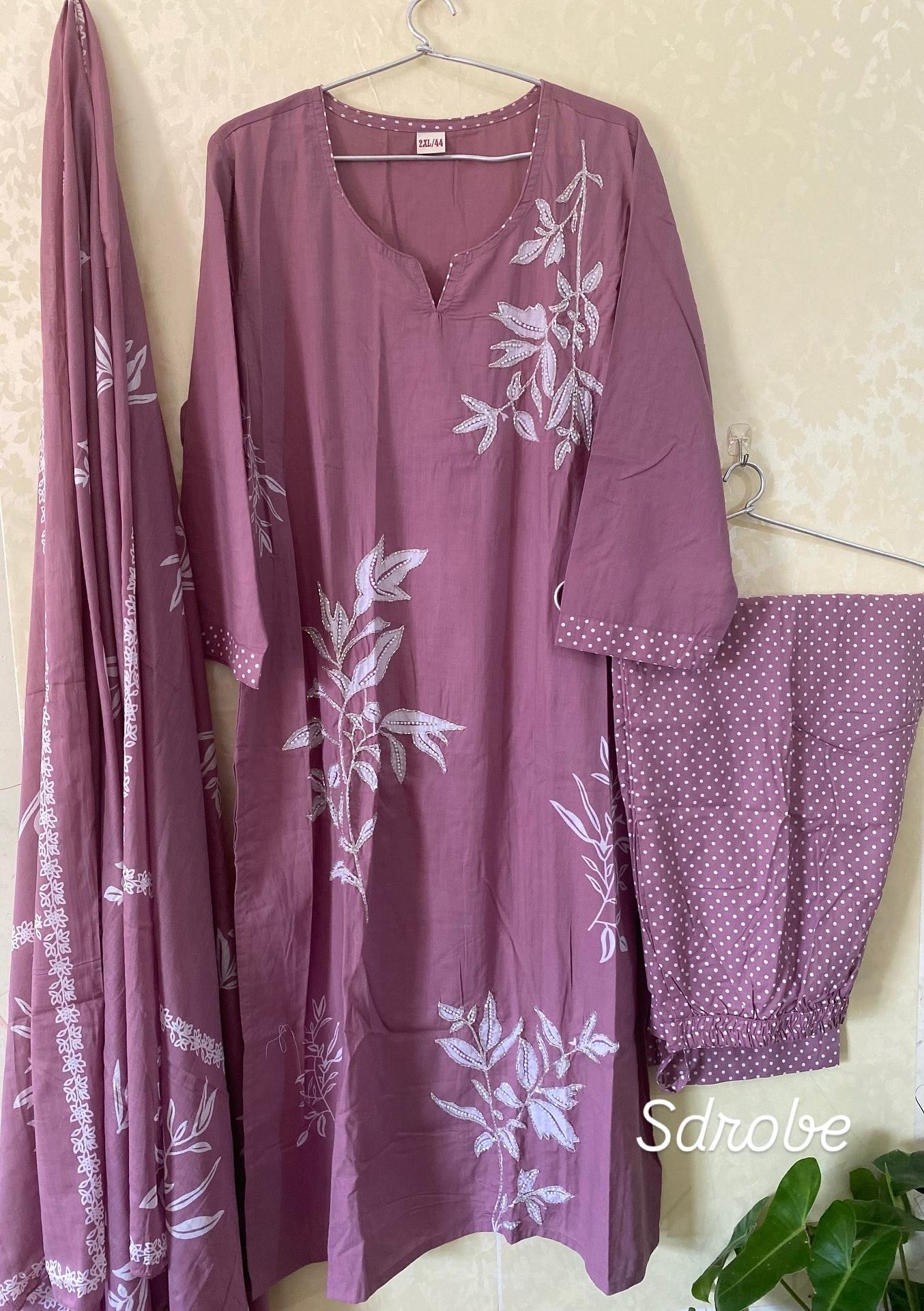 Onion color pearl work pure